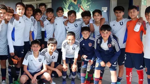 Aníbal Ortiz volvió a reencontrarse con sus compañeros en el CDA