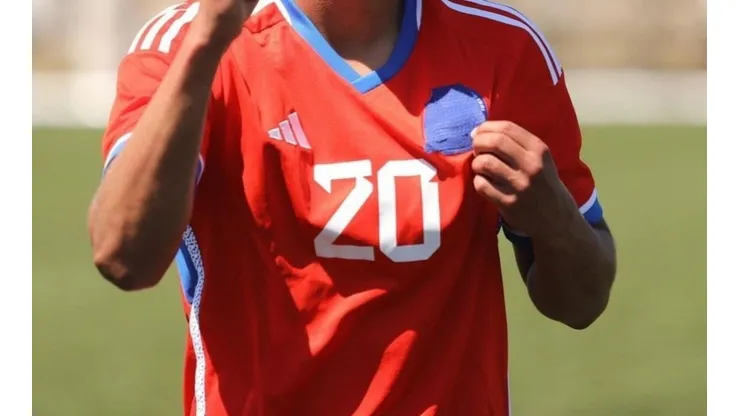 Así lució en algunos jugadores la camiseta de la Selección Chilena.
