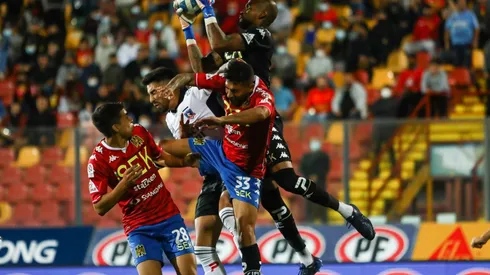 Luis Mejía está esperanzado en volver de mejor forma a la Unión Española.