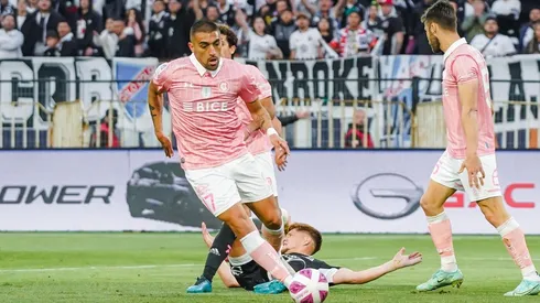 Branco Ampuero rescata la igualdad de la UC ante Colo Colo