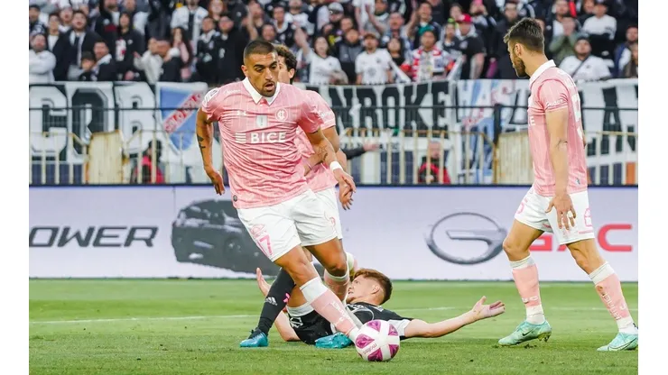 Branco Ampuero rescata la igualdad de la UC ante Colo Colo