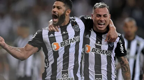 Atlético Mineiro visita al Santos por el Brasileirao.