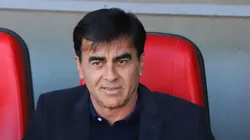 El técnico santafesino dirigió a la UC en 2019 y arribó a Colo Colo en el 2020