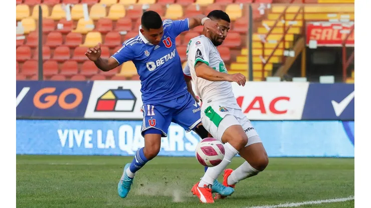 Cristián Palacios marcó un doblete para la Universidad de Chile, que no sirvió de mucho.