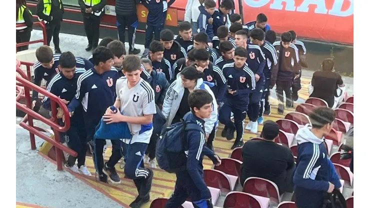Los jugadores de la divisiónes inferiores que apoyaran a la U.