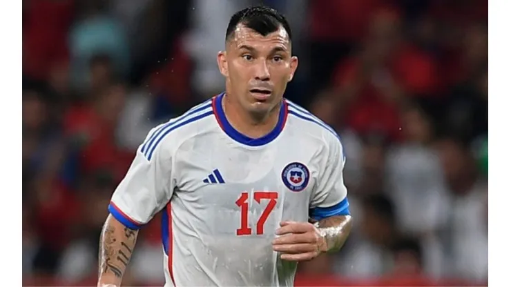 Gary Medel desmiente versión del periodista Juan Cristóbal Guarello