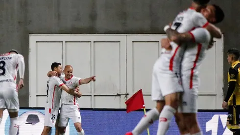 Unión La Calera venció a Coquimbo en su casa