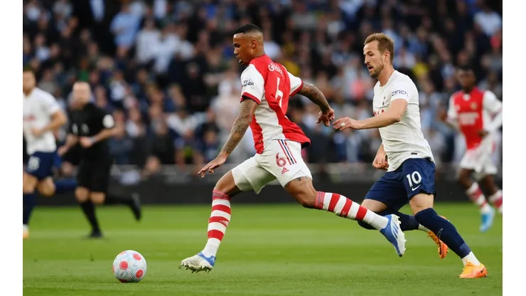 Arsenal y Tottenham están separados por solo 1 punto en la Premier League.