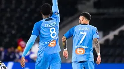 El equipo del chileno goleó en su visita a Angers y es líder de la Ligue 1