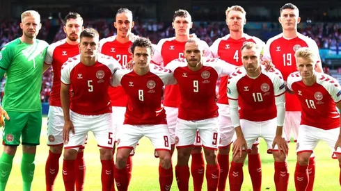 La marca Hummel presentó la nueva indumentaria de Dinarmarca para el Mundial