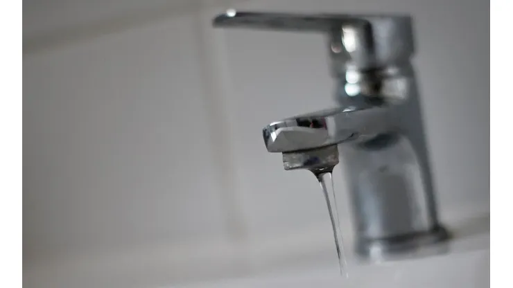 El corte de agua afectará a ocho comunas de Santiago.