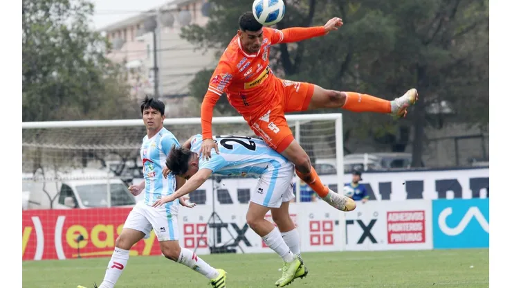 David Escalante le leyó la cartilla a Magallanes y dejó en claro que Cobreloa está vivo en Primera B.