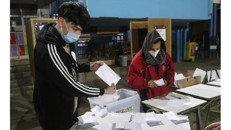 Revisa en qué está el estado del pago del Bono Vocal de Mesa.