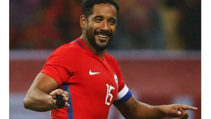 Jean Beausejour apela a la nostalgia para evaluar el partido de La Roja ante un mezquino Qatar: "Veo este partido y es mirar un Chile con Bolivia"
