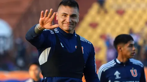 Campos estuvo atento al desempeño de sus compañeros.