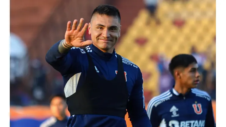 Campos estuvo atento al desempeño de sus compañeros.