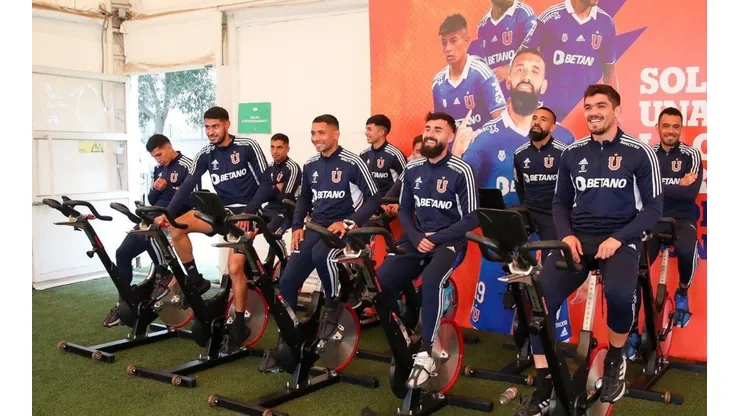 Universidad de Chile entrena con plantel completo y golpeados del domingo están como tuna para la revancha ante la UC por Copa Chile