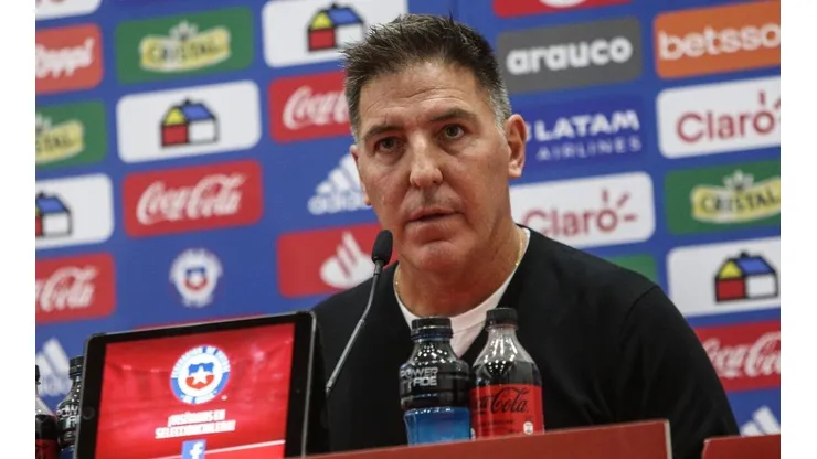 Berizzo confirmó la baja de dos jugadores claves en La Roja.