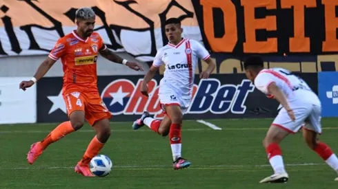 Los loínos derrotaron al cuadro aconcagüino y son los líderes de la Primera B