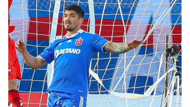 Luis Casanova es cauto con el triunfo de la U ante la UC