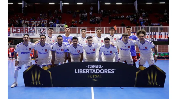Universidad de Chile hace su estreno en la Copa Libertadores de Futsal. Azules van cayendo por uno a cero ante Cerro Porteño