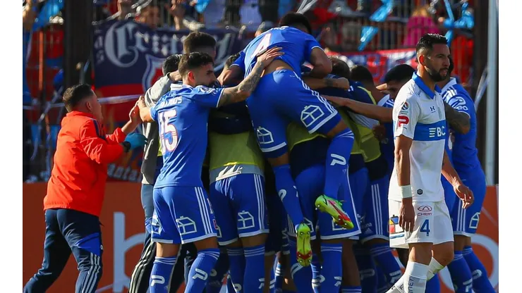 Universidad de Chile y Universidad Católica jugarán en el Estadio Santa Laura.