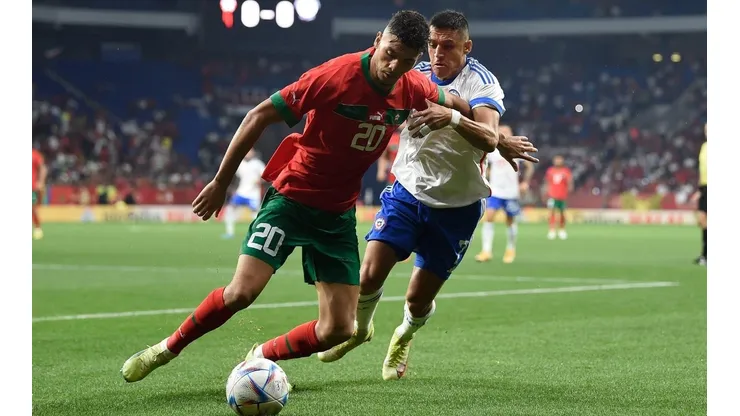 Jorge Aravena asegura que Alexis deambulaba en la cancha ante Marruecos