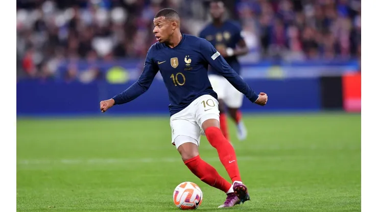 Mbappé anotó uno de los goles en la victoria frente a Austria