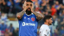 Sandrino Castec le cayó con todo a Ronnie Fernández