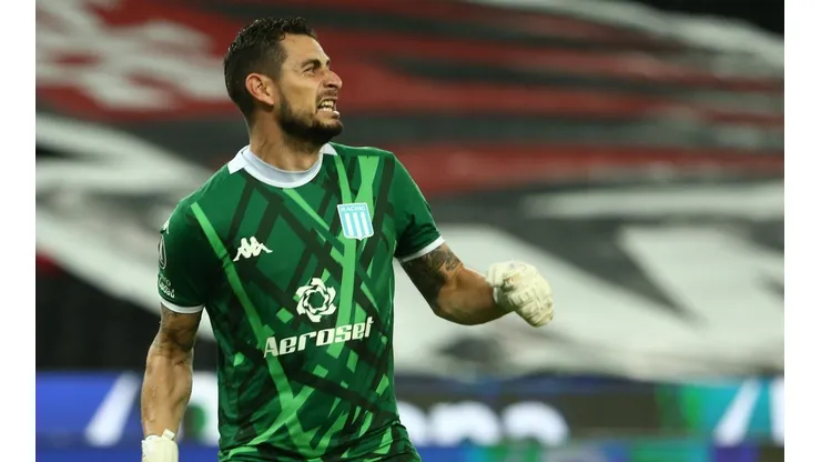 Desde Racing le cerraron la puerta al traspaso de Arias a Colo Colo.