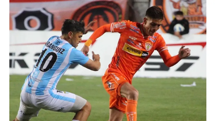 Magallanes y Cobreloa están en la lucha por el título de la Primera B.