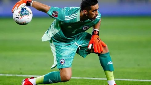 Santiago Cañizares tampoco entiende la ausencia de Claudio Bravo en la selección chilena
