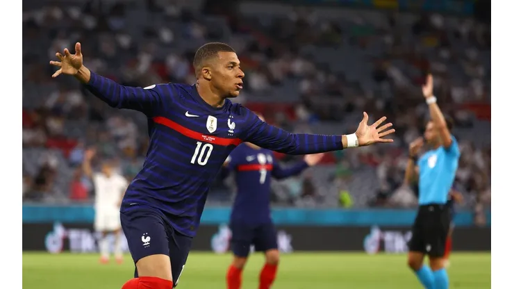 Kylian Mbappé volvió a resistirse de participar en una actividad oficial de la Federación de Fútbol de Francia por el mal manejo de los derechos de imagen.