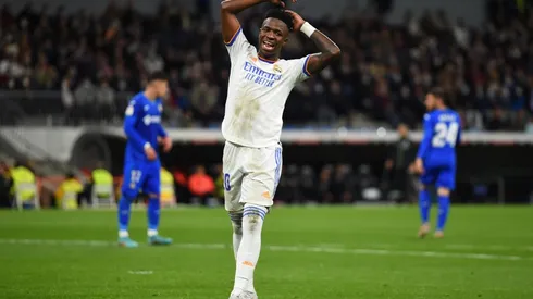 Vinicius Junior no lo pasa bien en el Real Madrid producto de la xenofobia y los hinchas del Atlético de Madrid le dicen de todo al delantero.