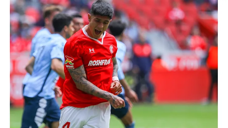 Valber Huerta viene con todo a la Selección Chilena y el zaguero del Toluca destacó el buen trabajo realizado en España junto a La Roja.