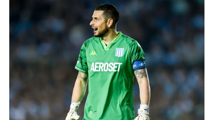 Arias vivió de todo en la visita de Racing a Platense.