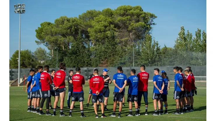La Selección Chilena comenzó con sus trabajos con Eduardo Berizzo y sin Claudio Bravo en el equipo.