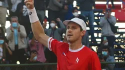 Nicolás Jarry es uno de los tenistas programados para jugar el dobles