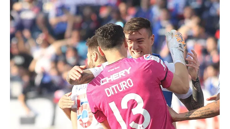 Los jugadores de la UC tuvieron una divertida fiesta de disfraces