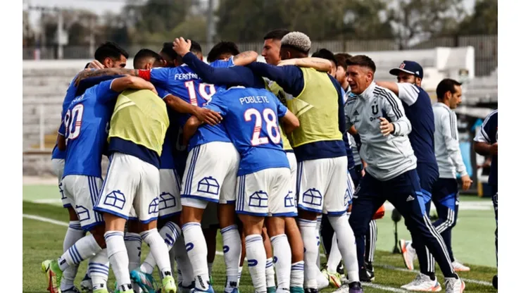 Los goles de Universidad de Chile: Hasta los suplentes se unieron en un abrazo eterno con los anotadores azules