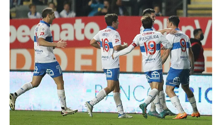 Universidad Católica se mete en puestos de Copas Internacionales