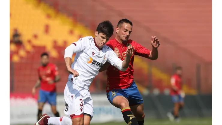 Unión Española recibe en Santa Laura a Deportes La Serena.