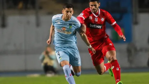 O'Higgins recibe a Unión La Calera por el Campeonato Nacional.