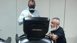 Vidal sigue luchando por ganarse a un puesto en Brasil.