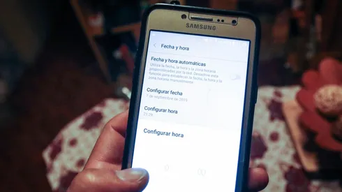 En este cambio de hora se deben adelantar los relojes.