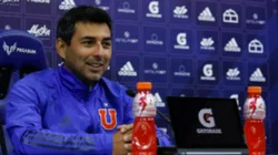 Carlos Véliz saca pecho con el triunfo de la U femenina ante Palestino en La Cisterna: "Contentos por el resultado en una cancha que es muy difícil"