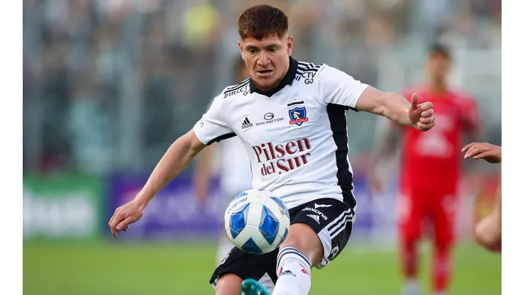 Leonardo Gil fue expulsado en Colo Colo