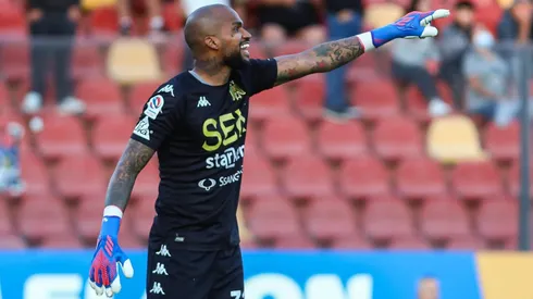 Luis Mejía confía en que Unión Española aún puede luchar por el Campeonato