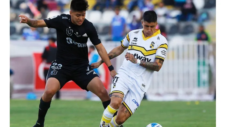 Rubén Farfán pide que el árbitro no se cargue para el lado de la U