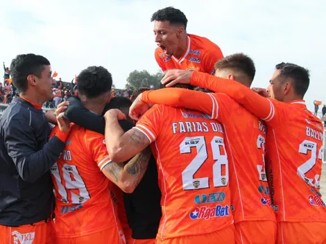Cobreloa vence en la agonía a Barnechea y se acerca a la cima